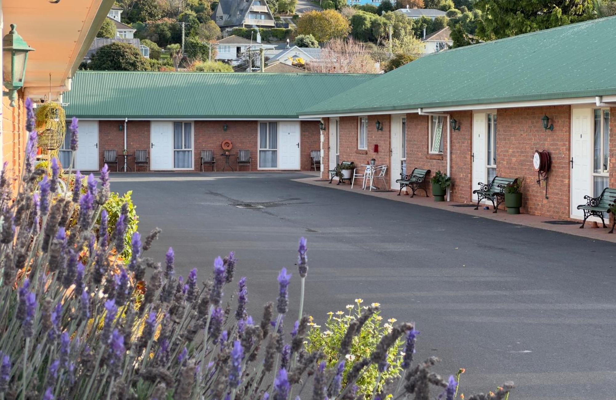 Asure Ambassador Motor Lodge Oamaru Kültér fotó